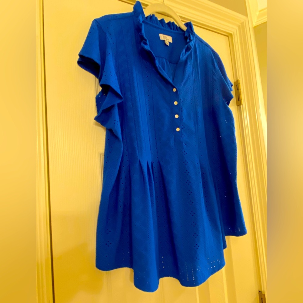 ☀️ROYAL BLUE EYELET BLOUSE